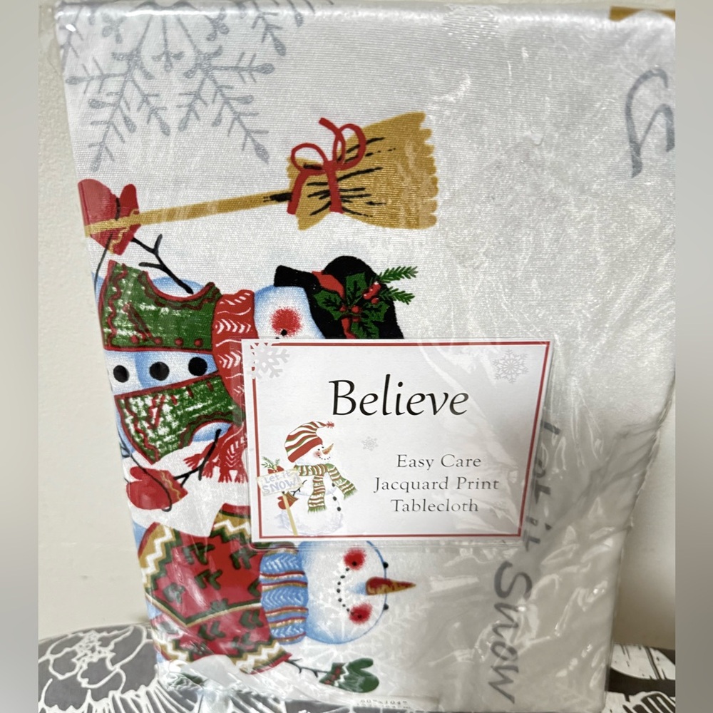 Believe Javquard  Print Tablecloth